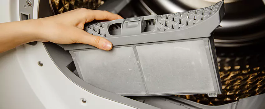 Signs Of A Clogged Dryer Lint Trap in Beltsville, Maryland